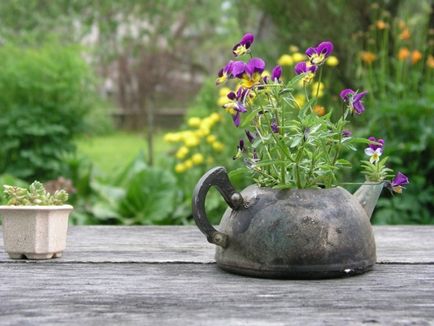 15 Геніальних ідей по використанню старих речей на дачі, які зроблять її казковим місцем відпочинку