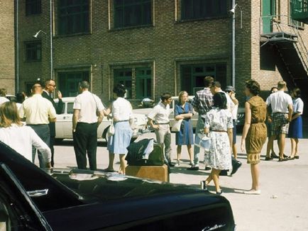 18 Fotografii rare care descriu viața de zi cu zi în Iran în anii 1960