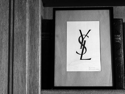 Що зробив Еді Сліман з yves saint laurent, buro 24