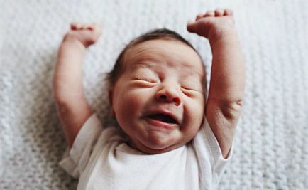 Що вміє новонароджений зір, слух, нюх і дотик немовляти