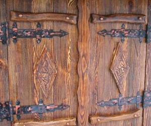 Fa ajtók, antik, melegítő kezét