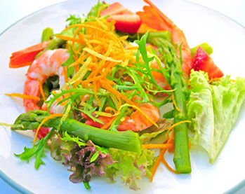 Salate dietetice 5 rețete cu indicarea valorii calorice