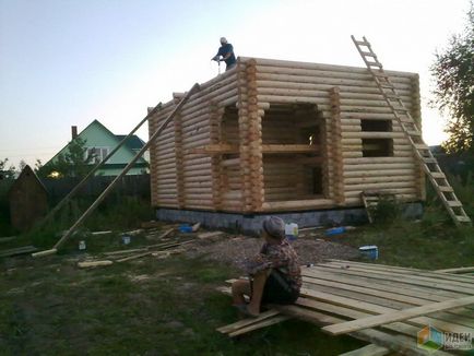 Az építkezés egy faház szükség képzett és tapasztalt ácsok, ötletek javítás