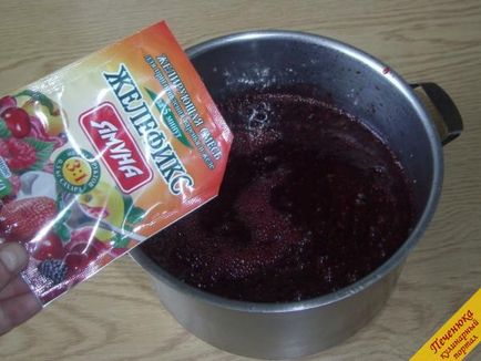 Áfonyalekvárral (lépésről lépésre recept fotókkal) (receptek saláta) Áfonyalekvárral (lépésről lépésre recept fotókkal)