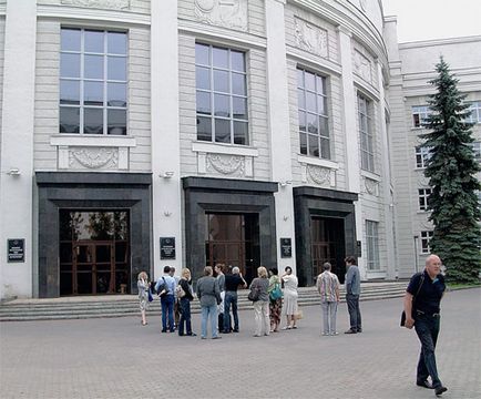 ЄДІ в перекладі на білоруський, або як республіка беларусь уникла того, чого не змогла уникнути