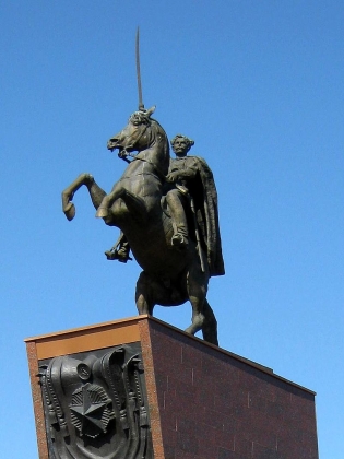 Олена Ковачич - військовий самородок і герой анекдотів попереду на баскому коні - иа regnum
