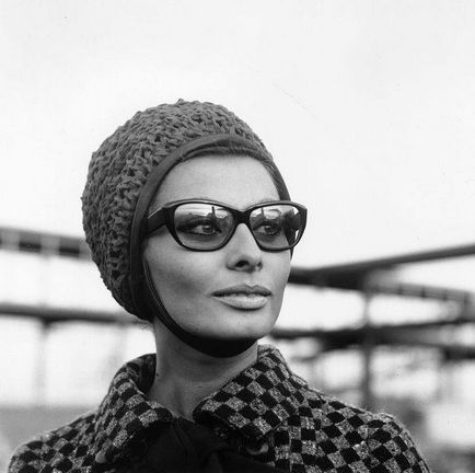 Szülinapos A 7. napon a szabályok a fiatalság és szépség Sophia Loren