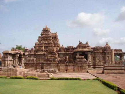 Індуїстський храм в індії архітектура, фото