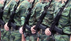 Ce tunsoare se numește aceeași cu ordinea de luptă a infanteriei