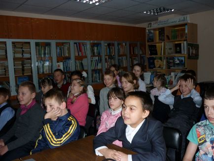 Hogyan kell felhívni a mese „a jubileumi kiállítás illusztrátor Raisa Bardina - Irkutszk (döntetlen) Hogyan kell felhívni a mese „szentelt kiállítás évfordulóján a művész-illusztrátor Raisa Bardina - Irkutszk