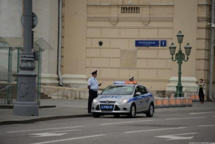 Cum se schimbă becul pentru Volkswagen Passat b6, mesaj, 2017