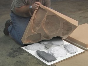 Як самостійно виготовити й укласти декоративний камінь з гіпсу