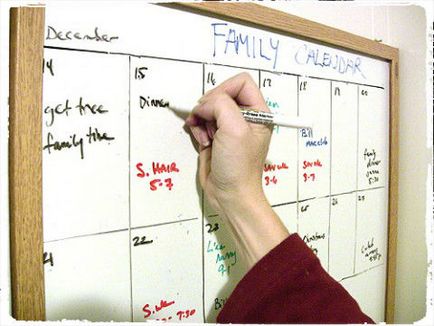 Cum se compilează un calendar de familie pentru o doamnă