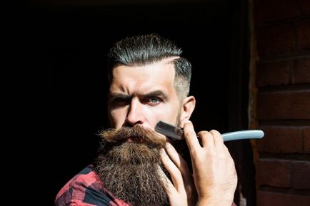 Cum sa taie barba - metode profesionale si de acasa