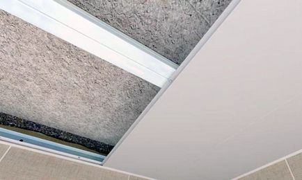 Cum să instalați singur un tavan articulat din panouri din plastic