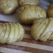 Кебаб з молодої картоплі в духовці покроковий рецепт з фотографіями