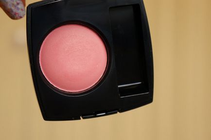 Kozmetikai kalandok verekedő rouge Chanel joues Contraste árnyékban # 72 rózsa initiale
