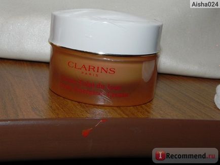 Крем для обличчя clarins що надає шкірі сяйво eclat du jour - «ласкаво просимо або обережно карантин