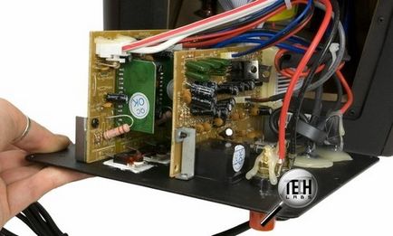 Față în față - microlab solo-6c față de sistemele mega-acustice cu flux sven