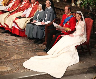 Cele mai bune momente de fotografie de nunta ale lui William si Katherine Middleton - argumente in Iezevsk