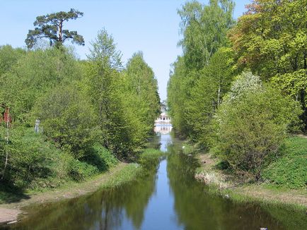 Кращі історичні сади і парки Москви