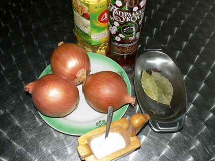 Ceapă tocată pentru salate, vinaigret și garnitură