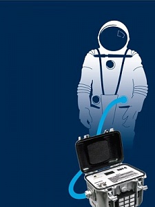 Мобільна валізка створює комфортний клімат в скафандрі космонавта