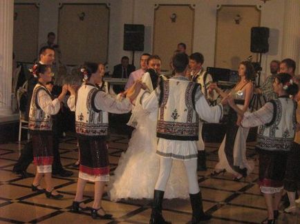 Nuntă moldovenească