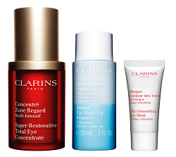 Новорічні набори від clarins