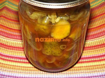 Огірки з каррі на зиму - рецепт маринування з фото
