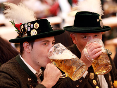 Caracteristicile sălilor de bere din Germania sau diferența dintre cneipe din bierhaus și bierkeller din biergarten