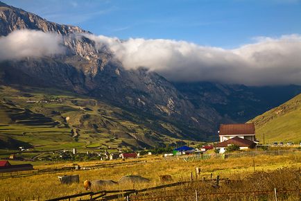 Relaxați-vă în atracțiile Osetiei de Vladikavkaz și odihniți-vă în munți