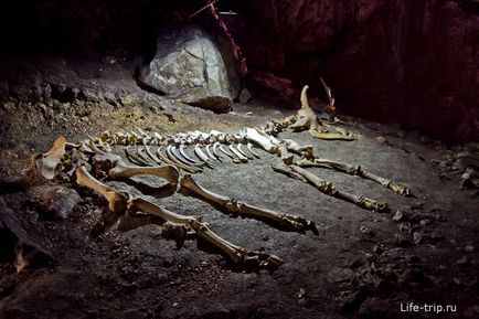 Krím barlang Emine Bair hosar vagy Mammoth Cave