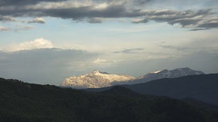 Похід Тхач і чортові ворота, похід в гори