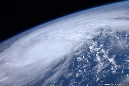 Természeti jelenség egy trópusi ciklon - 15 fotó - kép - képek természetes világ