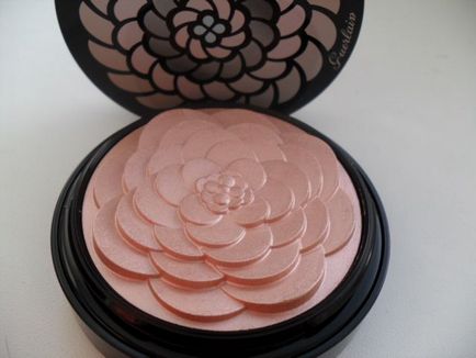 Praf-shimmer guerlain meteorites crude gardenia - comentarii, poze si pret