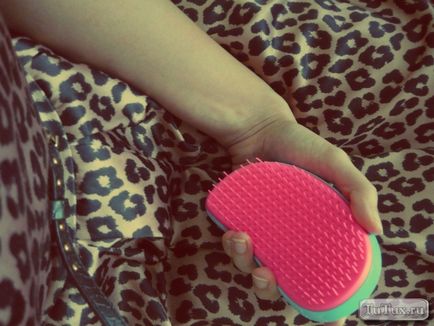 Combs, hogy nem rontja a haj (ez lehet egy fésű) Combs, hogy nem rontja a haj