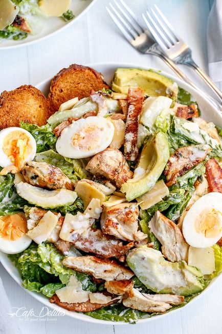 Caesar salata cu pui si avocado - buenprovecho - cele mai delicioase retete