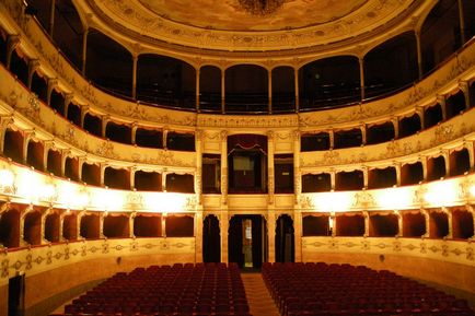 Teatrul Pergola, Florența