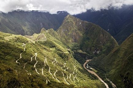 Top 10 legjobb túraútvonalak a világ tetején a világranglistán