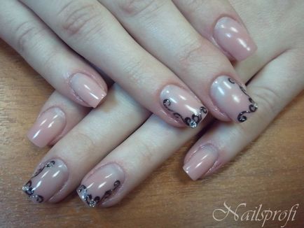 Зміцнення нігтів гелем, мережа студій краси - nailsprofi