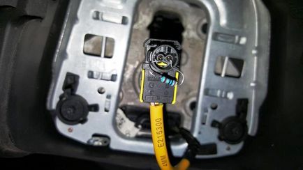 Instalarea deformațiilor dispozitivelor de pretensionare și a airbagurilor, îndepărtarea scaunului șoferului