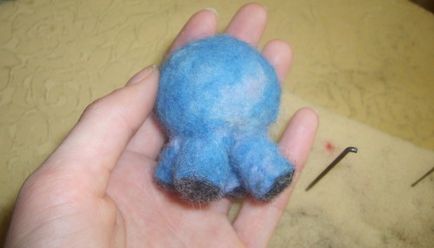 Felting pentru clasa de master incepator creând un elefant din lana