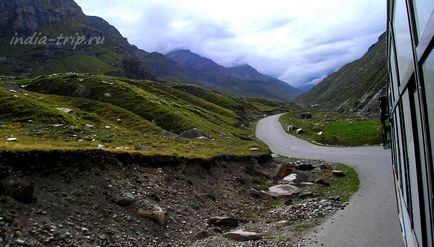 Alpesi út le (közúti) Alpesi út le