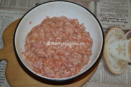 Gustări delicioase cu orez într-un sos de smântână roșii-acrisor în cuptor - o rețetă cu o fotografie, cunoștințe populare din