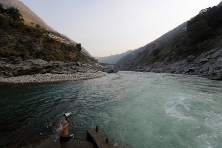 Minden szín szennyeződés, mint az indiánok megölte a szent Gangesz - hírek képekben