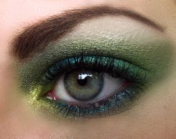Ochi verzi - care este secretul magiei ochilor verzi - revista femeilor despre frumusete si sanatate