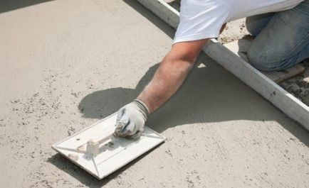 Cement betonon video utasításokat, hogyan kell vasalni a saját kezét, fotók