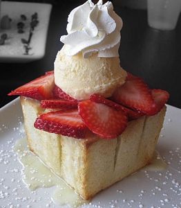 Знайомтеся, honey toast! Десерт з країни сонця, що сходить