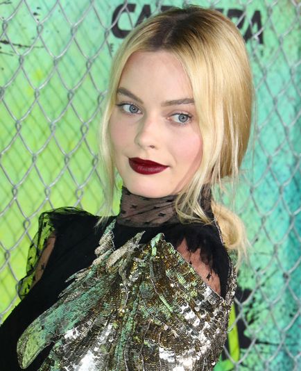 13 Imagini ale Margot Robbie, care este aleasă de vedeta 